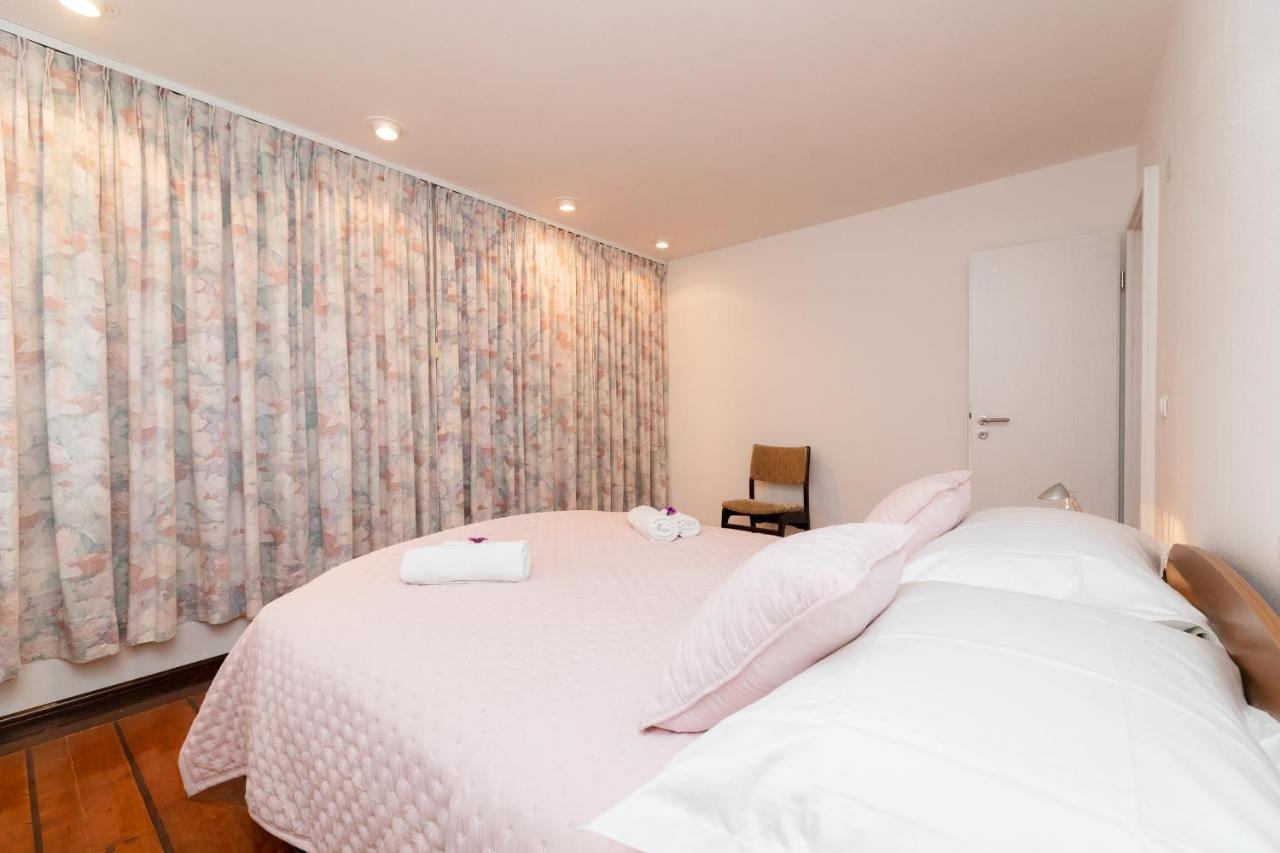Bepa Apartment Supetar Bagian luar foto